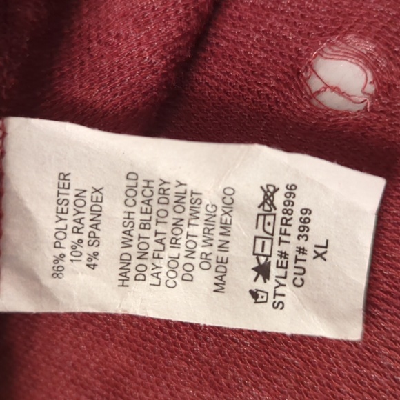 Local Lab Women's T- Shirt XL 3D Rose Embroidered Factory Distressed Holes NWOT - Picture 10 of 12